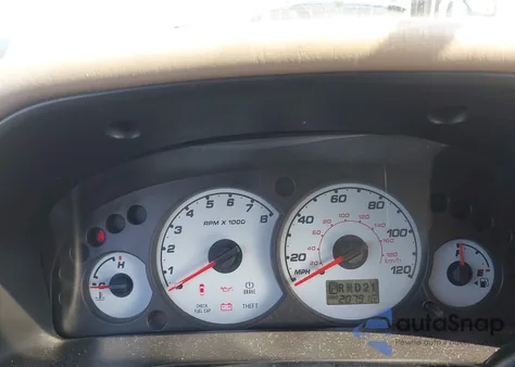 2004 Ford Escape Xlt from USA, damaged, VIN 1FMYU03144KA16008